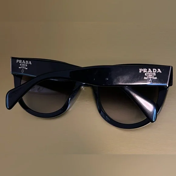 Prada SPR 17O Black Cat-Eye Sunglasses – Authentic – Good Used Condition - Picture 7 of 10